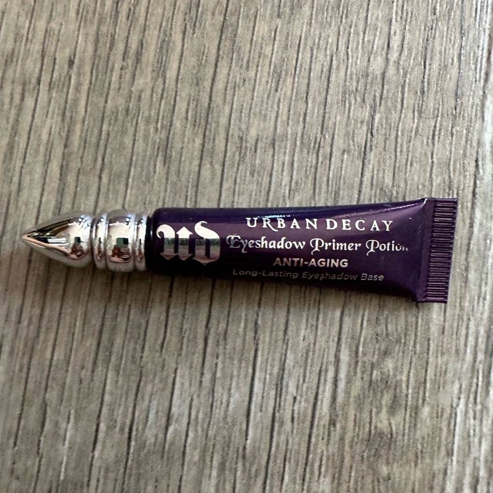 Urban Decay Mini Eyeshadow Primer Base